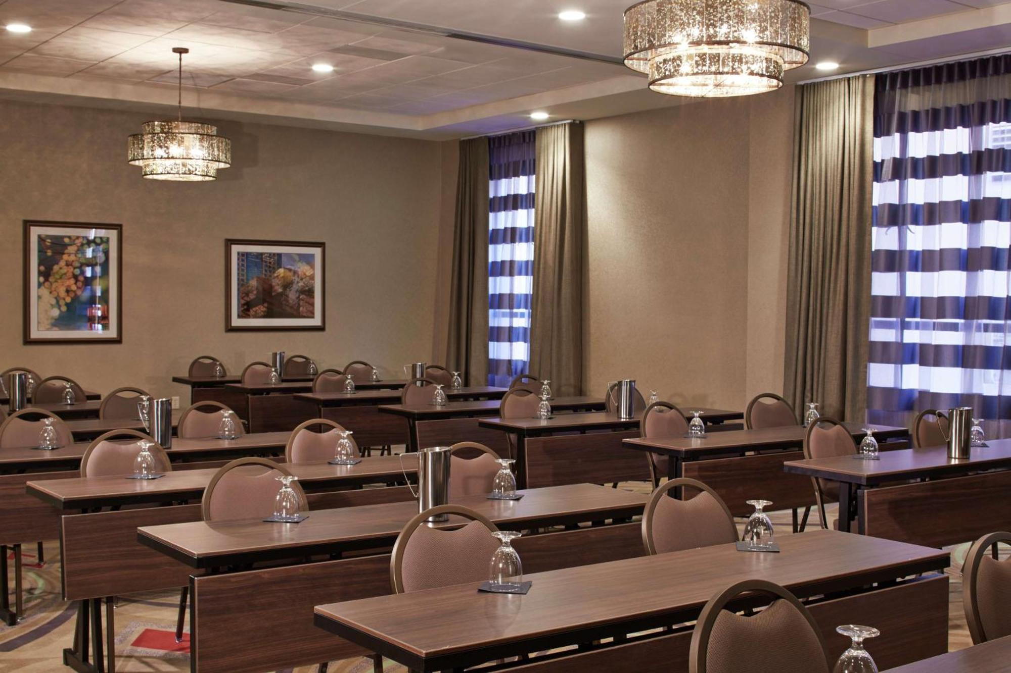 Hilton Garden Inn Phoenix Downtown Buitenkant foto